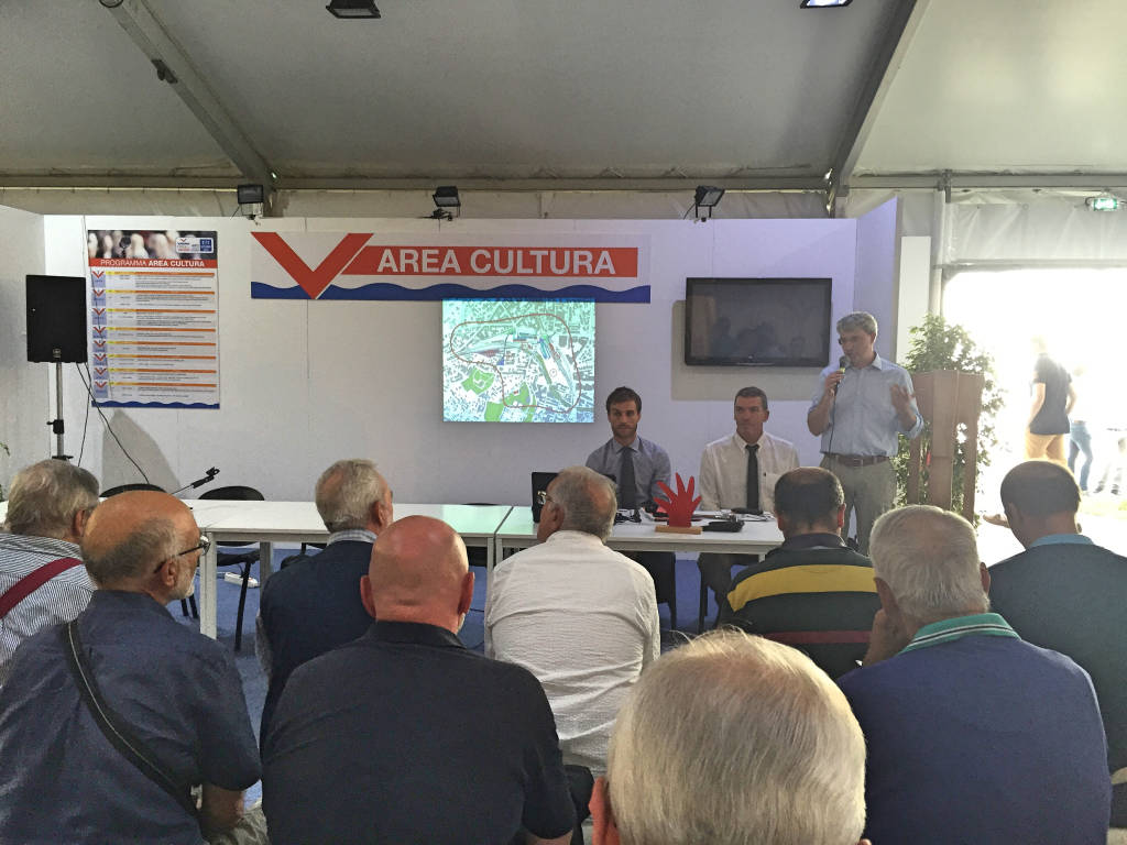 Il progetto stazioni presentato in Fiera a Varese