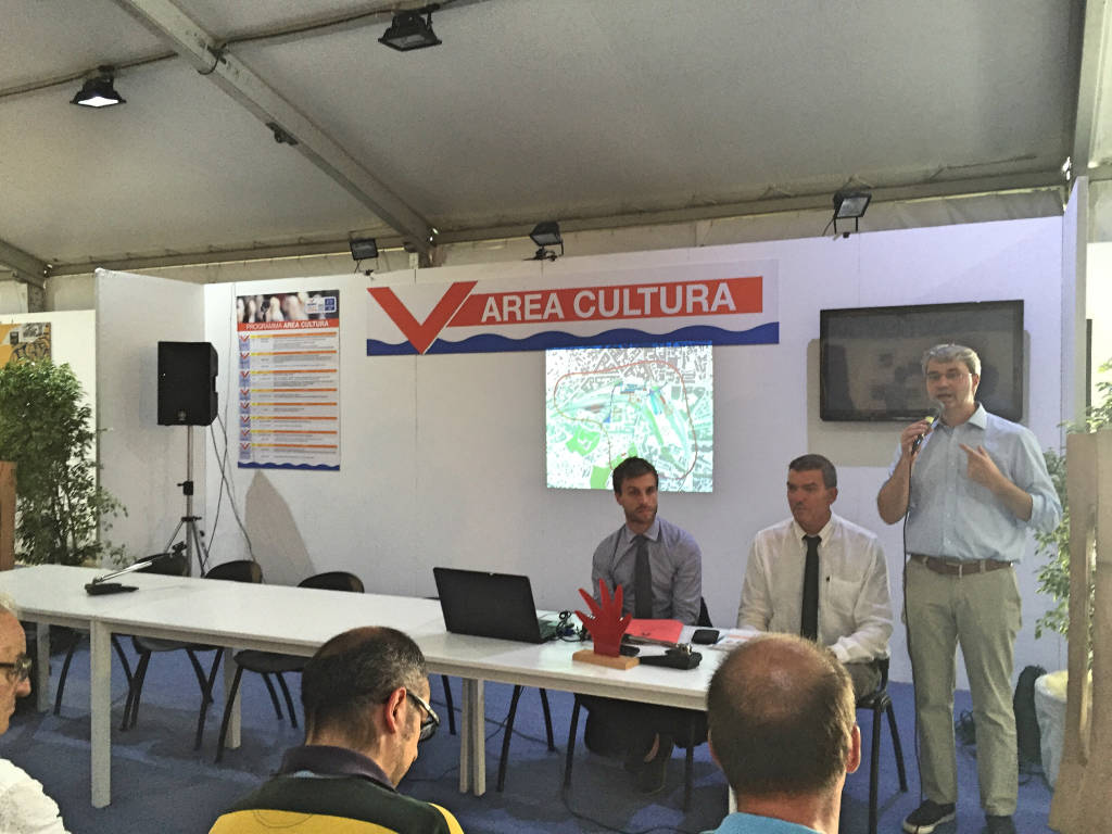 Il progetto stazioni presentato in Fiera a Varese