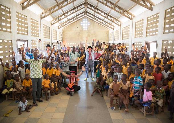 La Zattera teatro porta sorrisi in Ghana