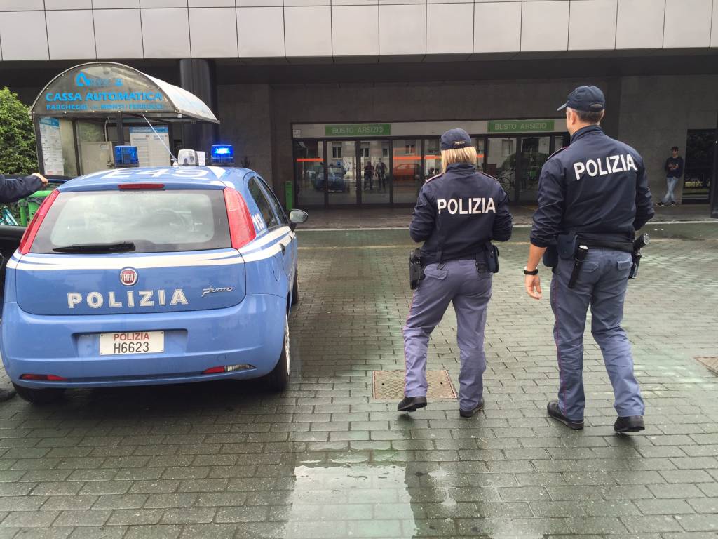 profughi stazione nord polizia