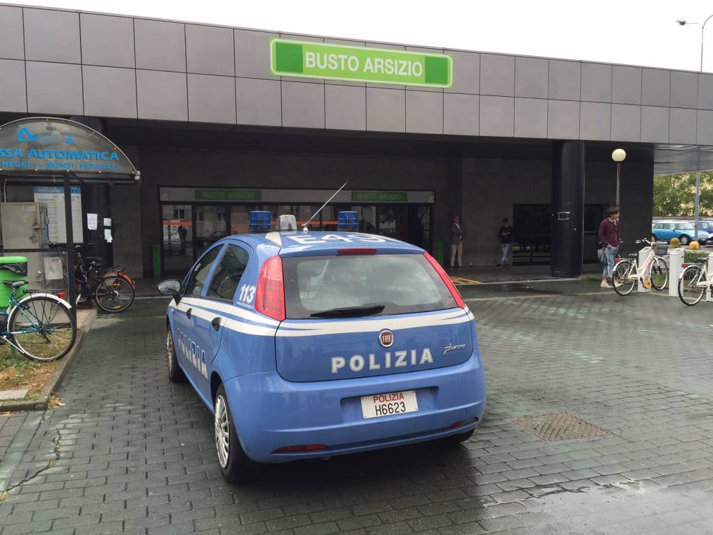 profughi stazione nord polizia