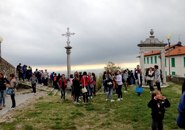 Una mattina al Sacro Monte con l’Educandato di Roggiano