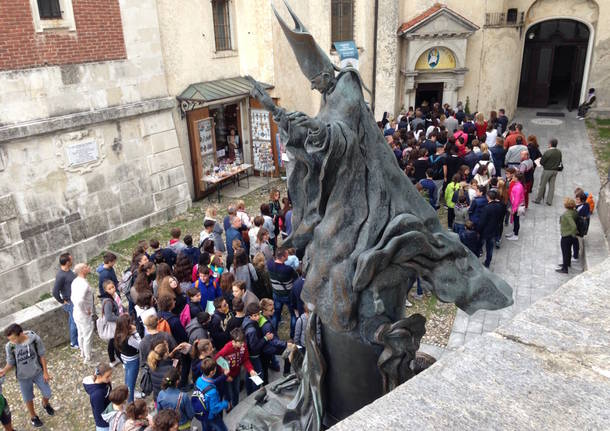 Brisago Valtravaglia - Educandato al Sacro Monte