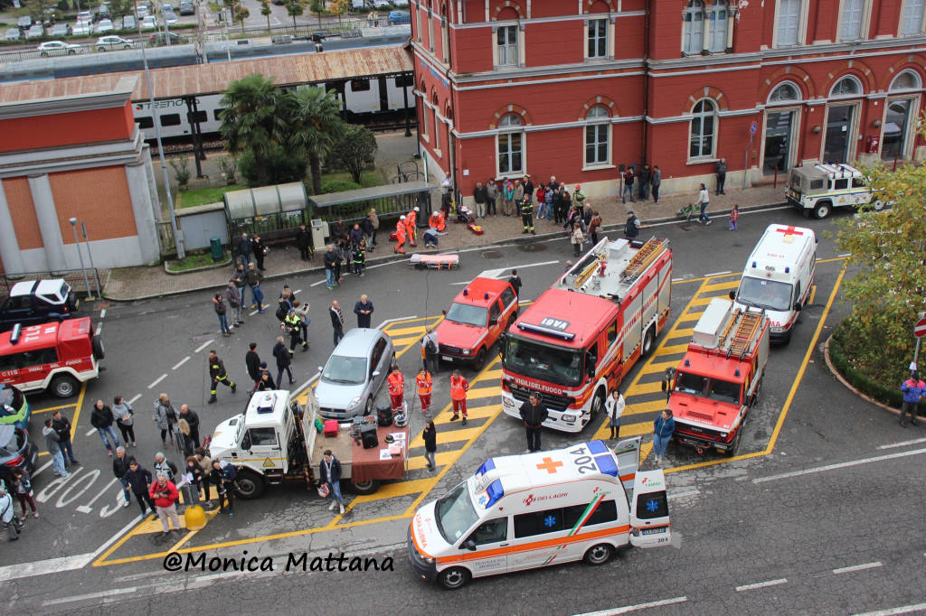 Brucia un condominio, ma è un'esercitazione
