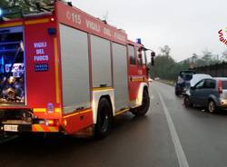 Auto ribaltata ad Arsago seprio