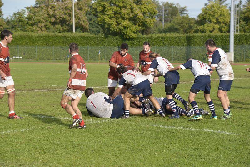 stadio delle “Azalee” di Gallarate.  Rugby Varese, e una delle ultime nate – i padroni di casa del Malpensa Rugby –
