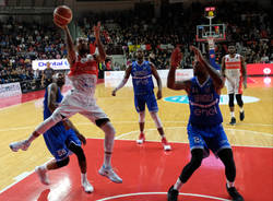 Openjobmetis Varese - Enel Brindisi 91-81 d1ts