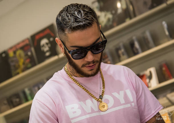 Emis Killa a Varese (foto di Raffaele Della Pace)