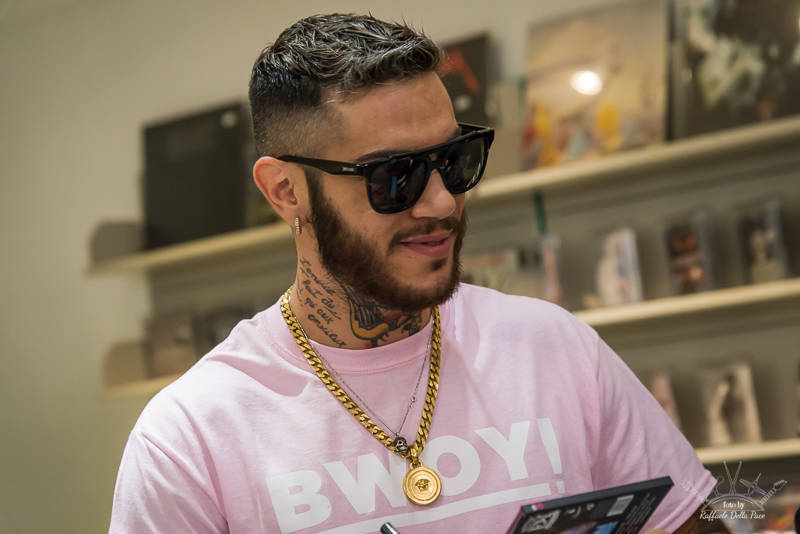 Emis Killa a Varese (foto di Raffaele Della Pace)