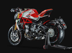 La nuova MV AGUSTA DRAGSTER 800 RC