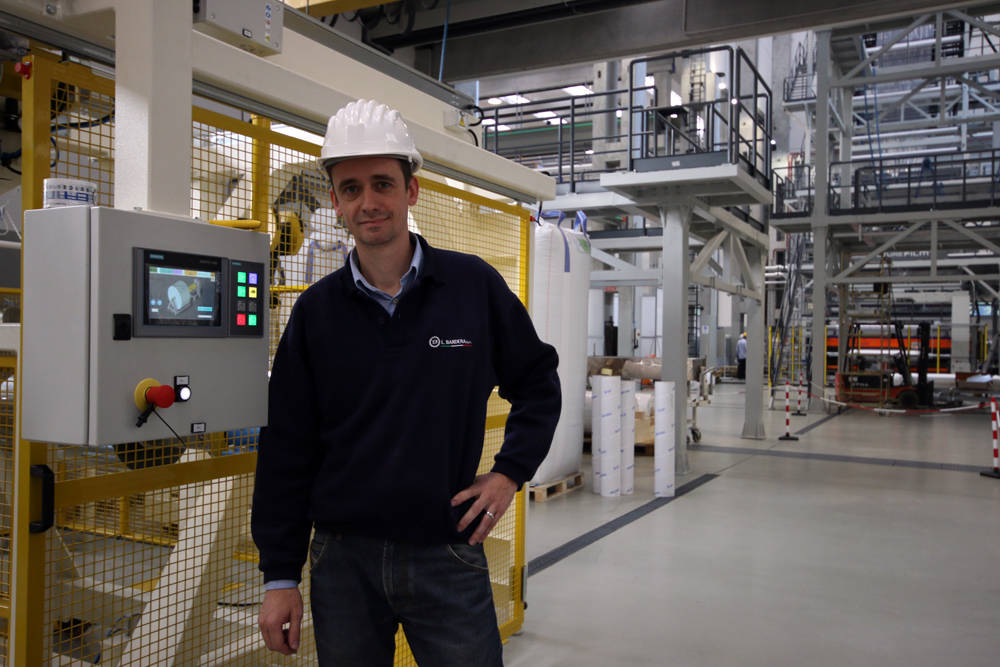 ministro poletti bandera busto arsizio