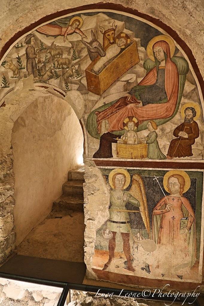 Nella cripta del Sacro Monte
