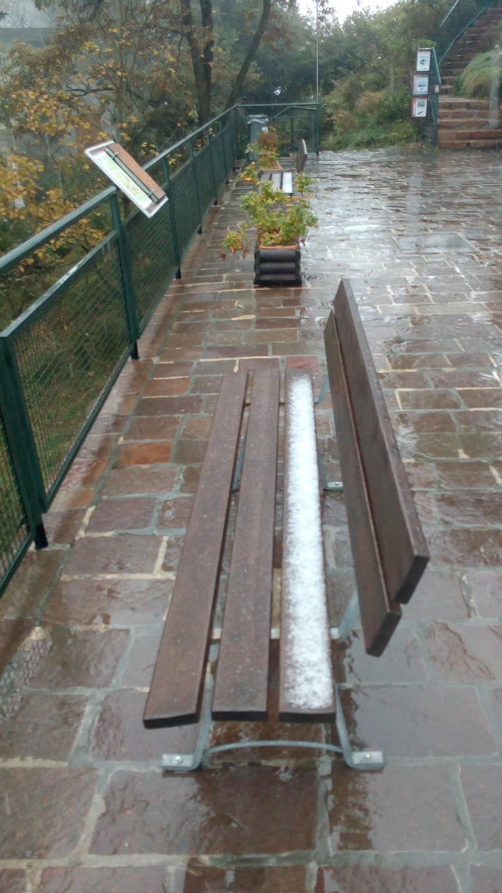 Prima neve al Campo dei Fiori (foto di Artur)