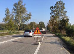 Sulla lacuale si rifà l'asfalto