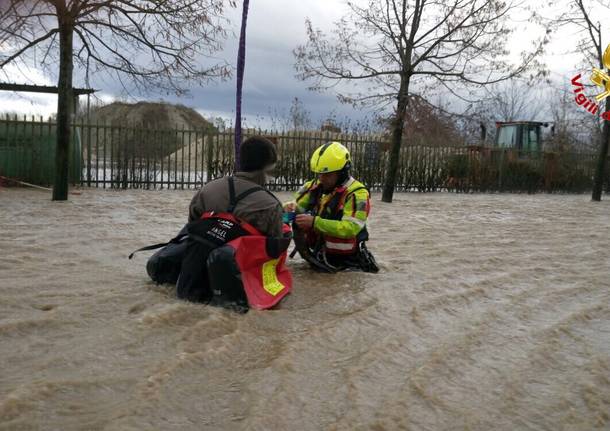 Alluvione Piemonte vigili del fuoco di Varese