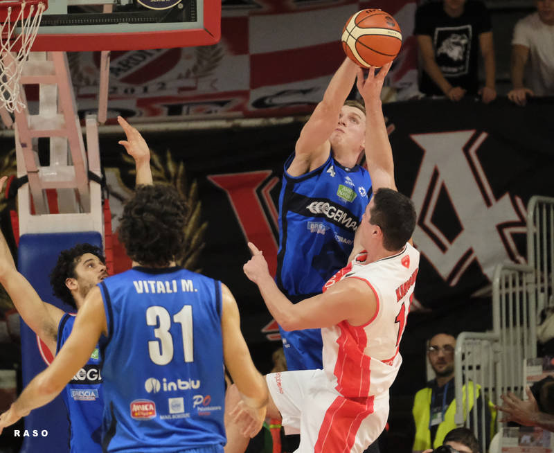 Openjobmetis Varese - Germani Brescia 68-74