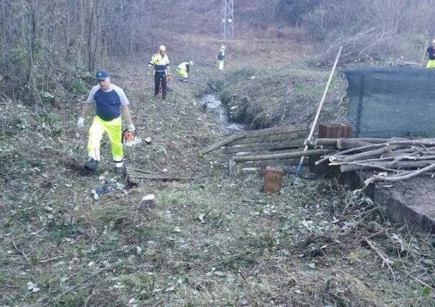 100 volontari di protezione civile in azione