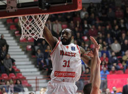 Openjobmetis Varese - Ewe Baskets Oldenburg 76-71