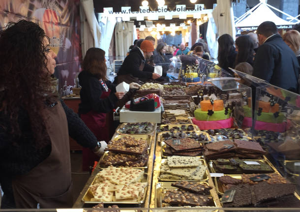 In fila per la festa del cioccolato 