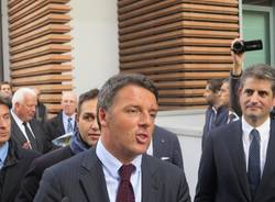 Matteo Renzi alla Yamamay di Gallarate