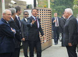 Matteo Renzi alla Yamamay di Gallarate