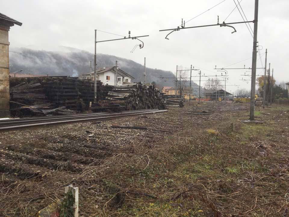 porto ceresio - stazione autunno2016