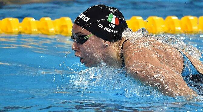 Silvia Di Pietro nuoto1