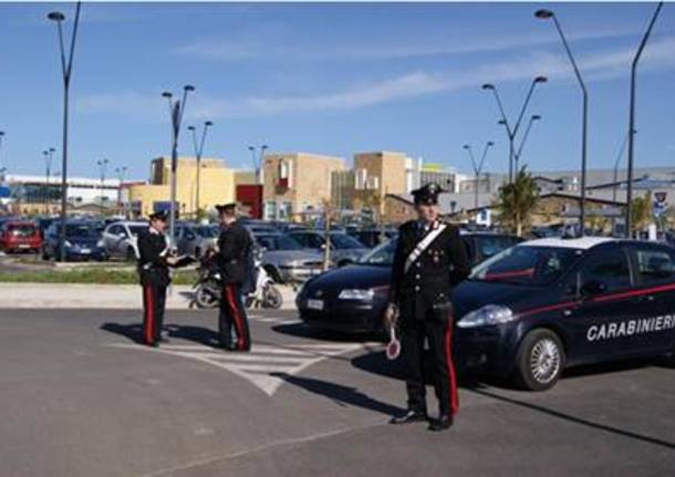 carabinieri a piedi controlli