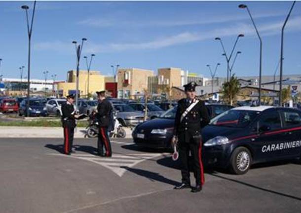 carabinieri a piedi controlli 