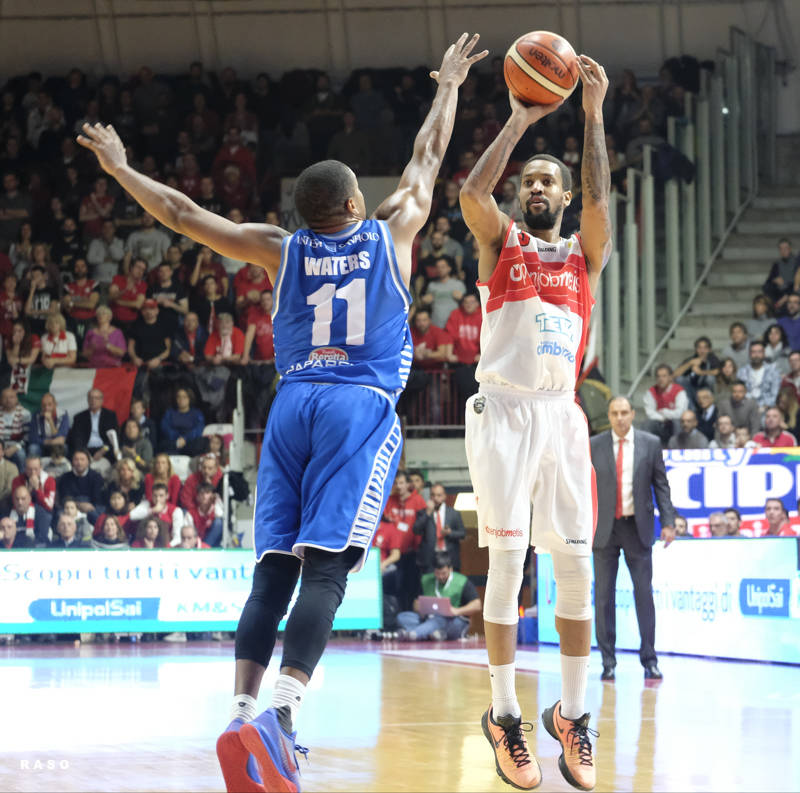 Openjobmetis Varese - Red October Cantù 82-92