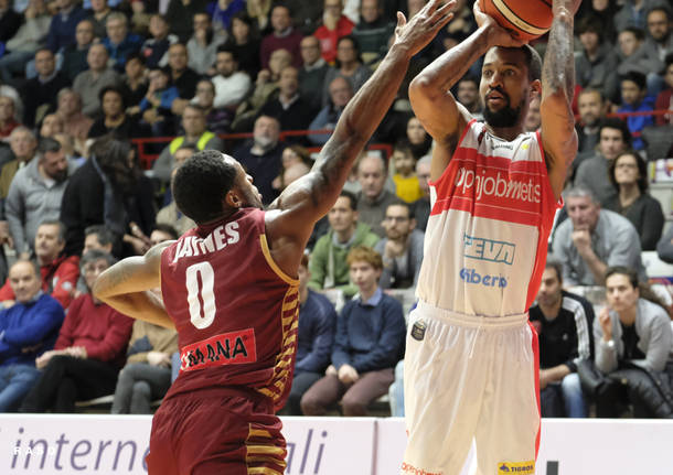 Openjobmetis - Umana Reyer 60-73