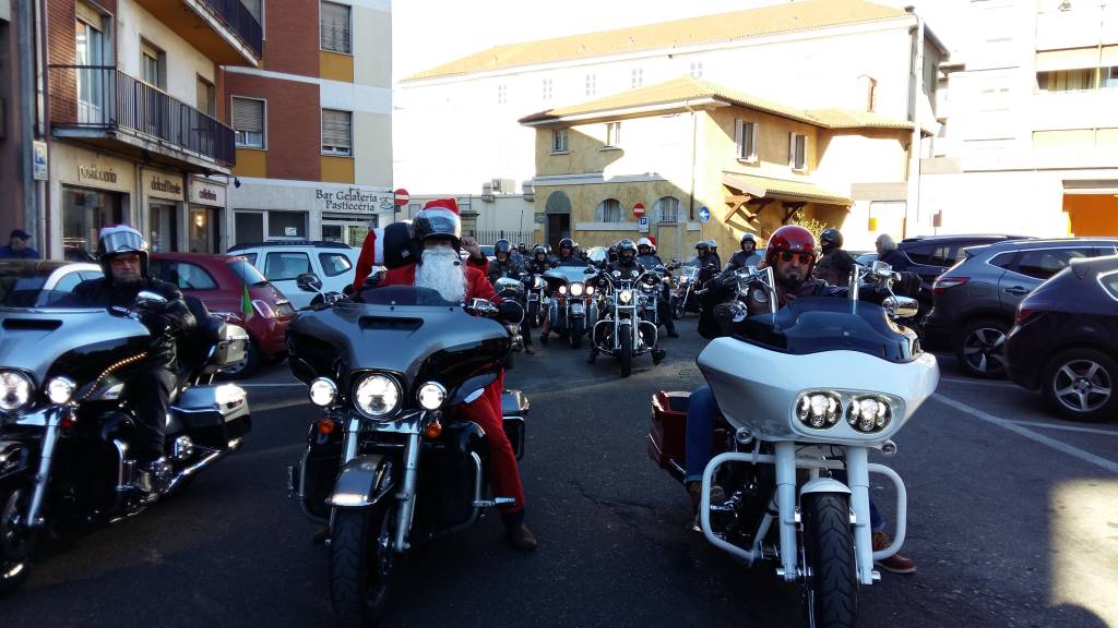 Babbo Natale sulla Harley