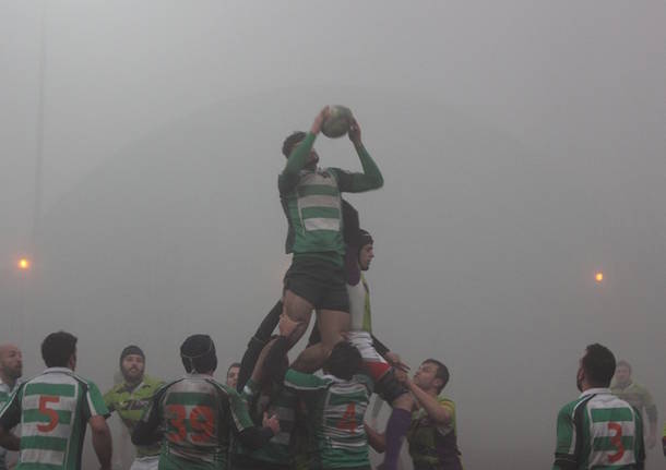 Rugby nella nebbia