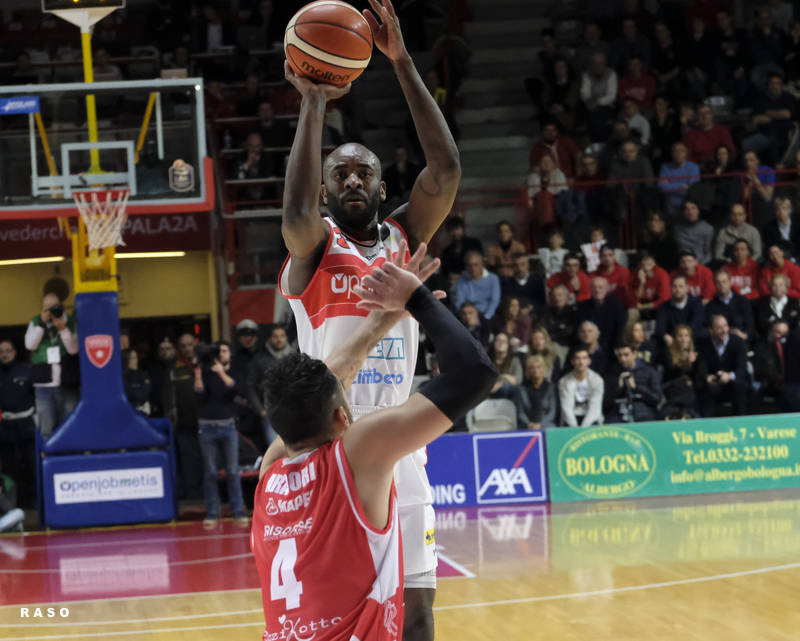 Openjobmetis - Grissin Bon 82-71