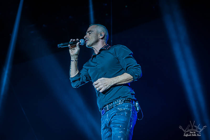 Eros Ramazzotti in concerto al Forum di Assago 