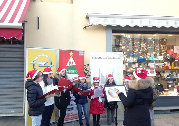 Canti di Natale per le vie del centro
