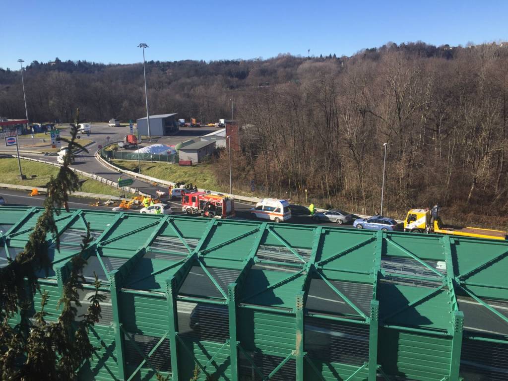 Incidente a8 Castronno 27 dicembre 2016