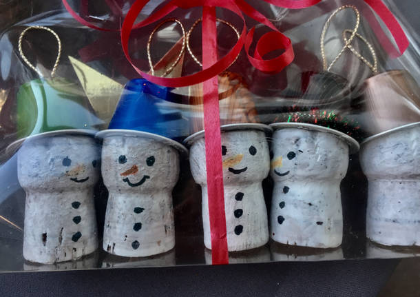 Le strenne si Natale dell'associazione volontari anziani