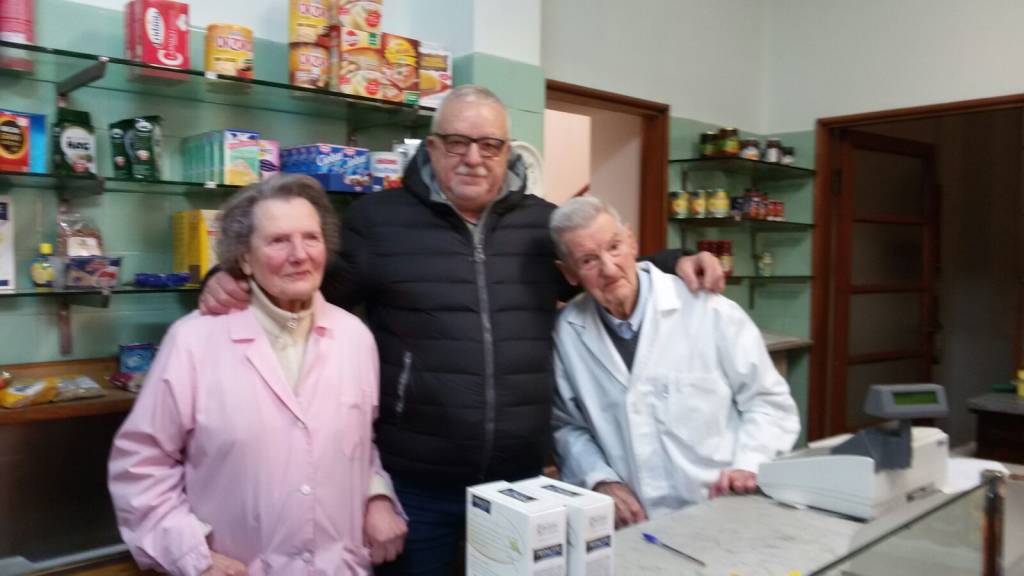 Oggiona con santo stefano alimentari Botta 