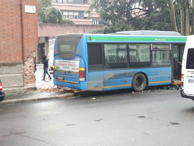 61f20ffb d5a2 467f 890e 5a3a9823623a