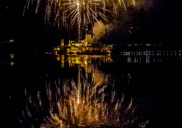 Festa di fine Anno al lago d\'Orta