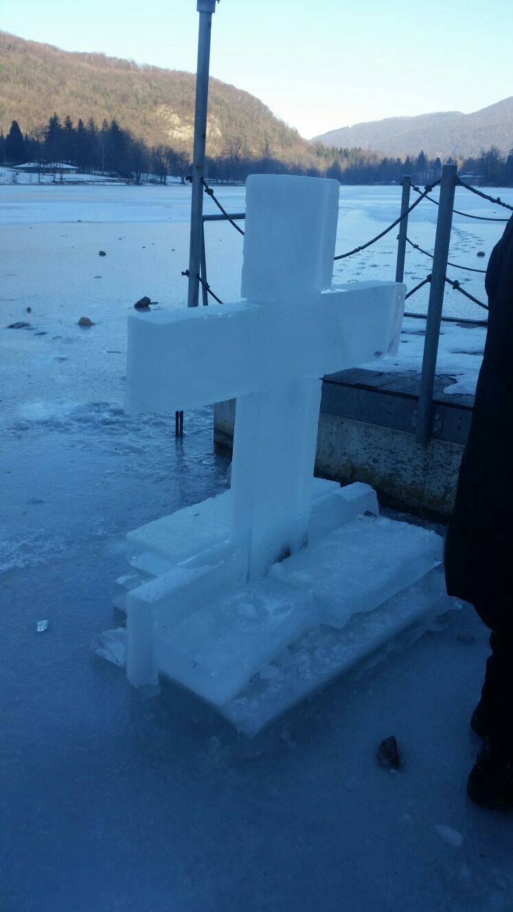 L\'altare ortodosso di ghiaccio