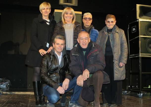 Auser in scena al Ratti per contrastare le truffe
