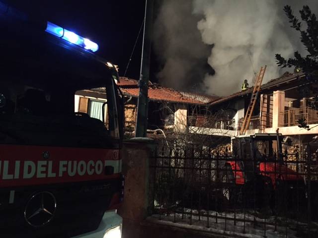 Incendio casa Besozzo-olginasio 
