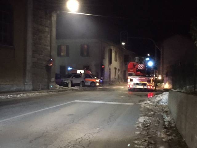 Incendio casa Besozzo-olginasio 