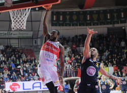 Openjobmetis Varese - Fiat Torino 79-86