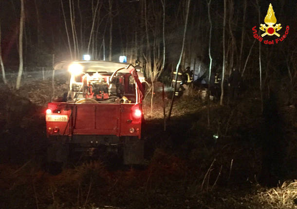 Ore impegnative per i vigili del fuoco