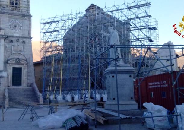 I Vigili del Fuoco impegnati a Norcia