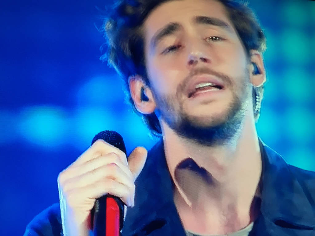 Alvaro Soler fa ballare Sanremo
