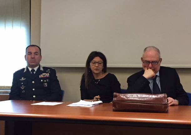 carabinieri, operazione switch pendolari della cocaina 